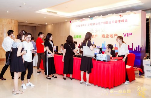 �����F��